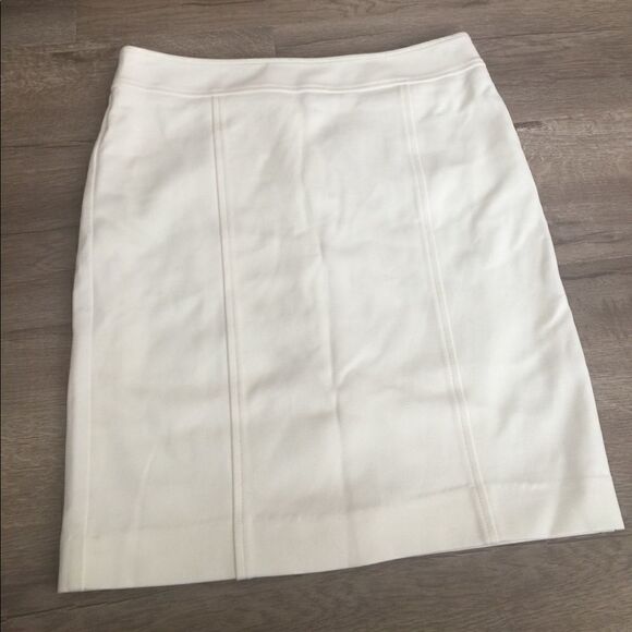 Cache Dresses & Skirts - 🎉last deal 🎉Cache skirt